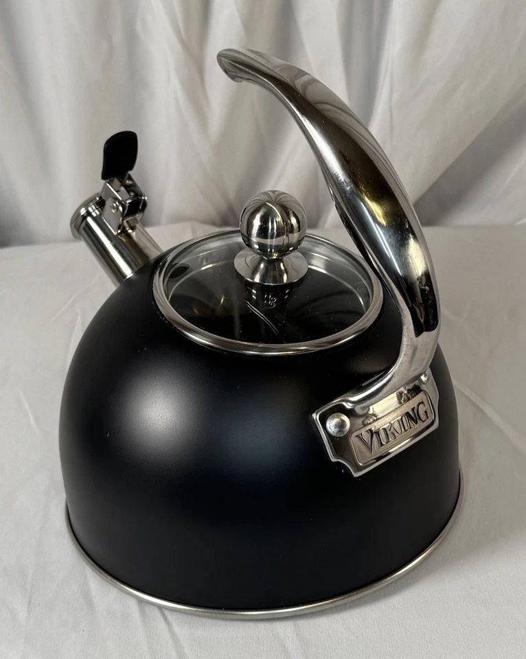 Hervidor de agua Viking de acero inoxidable de 2,6 qt con 3 capas negro mate, 86-08 Foto 2 de 4