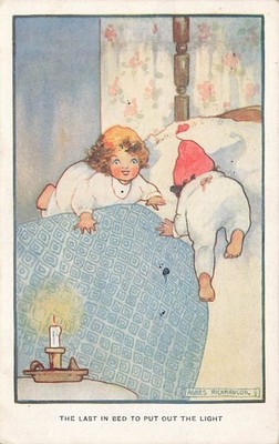 Postkarte AGNES RICHARDSON The Last to bed to put light out Hauff Humor 1910
