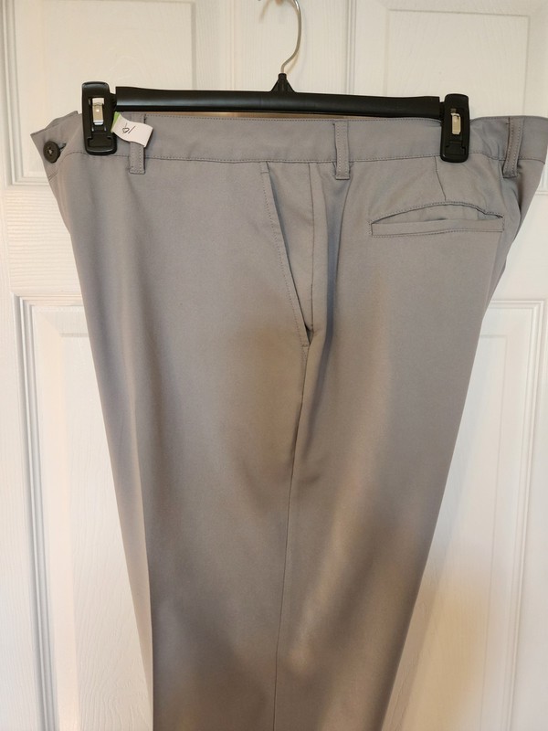 Roundtree & Yorke Men’s Gray Dress Pants Flat Front Polyester Blend 38