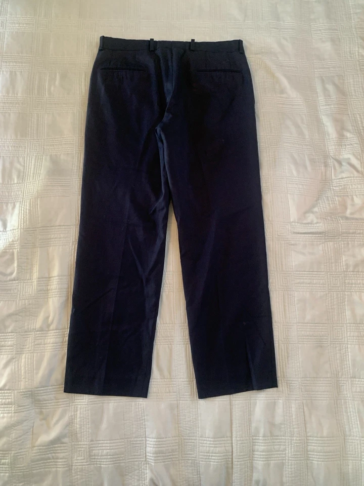 Pantalones de vestir Lauren Ralph Lauren para hombre de lana azul marino frente plano talla 32x30 etiqueta verde Foto 3 de 4