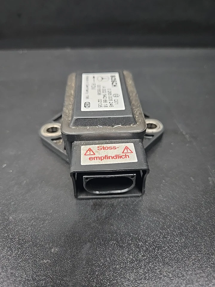 🌌�03-06 梅赛德斯奔驰 R230 SL500 SL600 Yaw 速率传感器 A 002 542 66 18🌌�� — 第 4/4 张图片