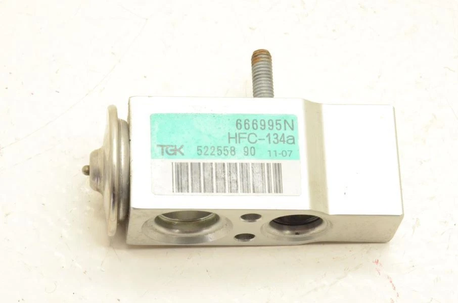 Bloque de válvula de expansión Porsche Cayman 2.7 987 2006-2008 666995N  Foto 3 de 4