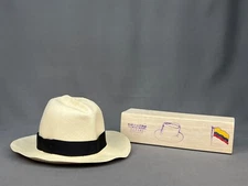 New Montecristi Panama Fedora Rollable Hat with Bolsa Wood Box; Ecuador (363B)