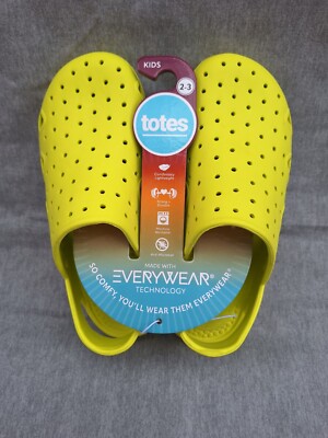 Totes Isotoner  Sandals Shoes Kids Splash & Play Clogs Size 2-3 Vivid Chartreuse