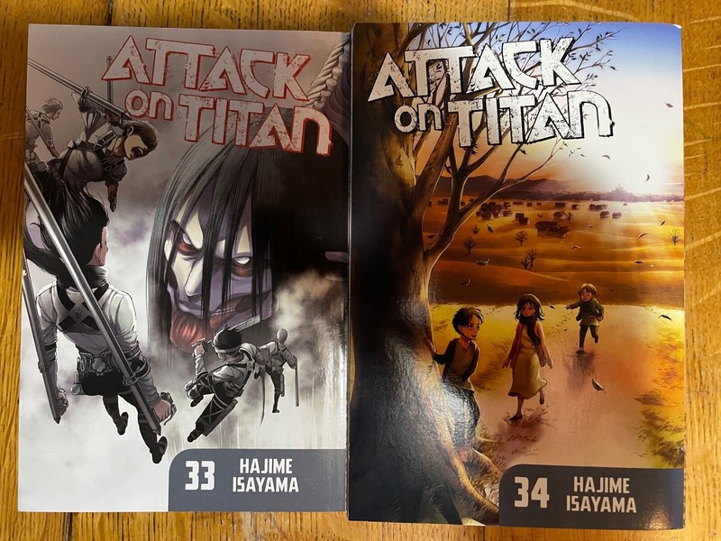 Manga ATTACK ON TITAN Volumes 33 and 34 (English)