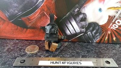 Hot Toys MMS490 Deadpool 2 action figure's 1/6 right side empty holster only