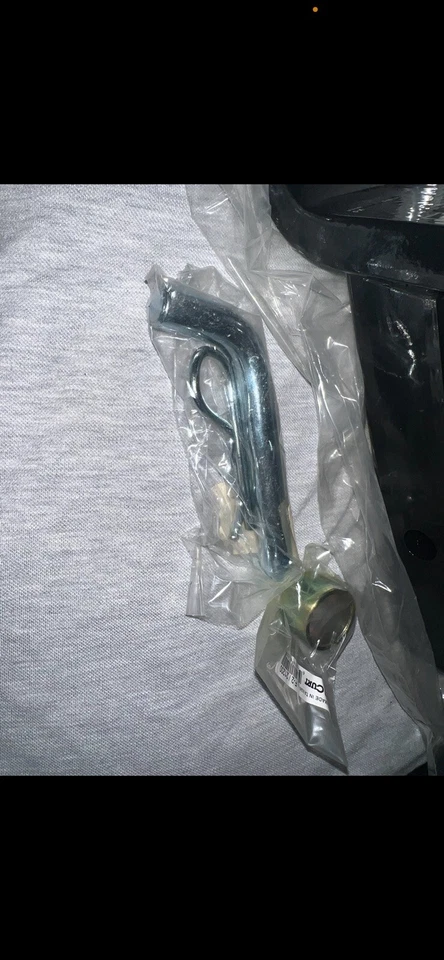 Toyota Tundra, montaje de bola Sequoia Foto 2 de 4