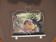Heart Shaped Glass and Silver Tone Photo Frame for 4" x 6" Picture