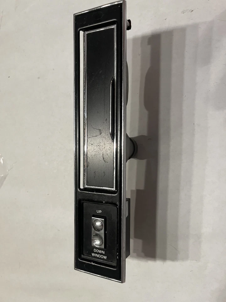 1989-1993 Cadillac DeVille Fleetwood FWD Left Rear Window Switch Ash Tray oem - Image 3 of 4