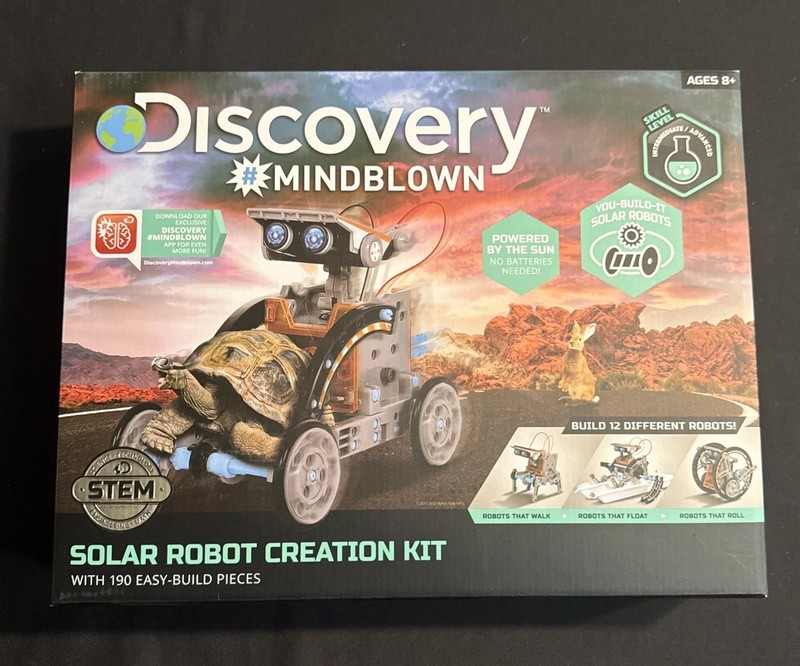 Discovery Kids MINDBLOWN STEM 12-1 Solar Robot Creation Kit Toy Enginer Science