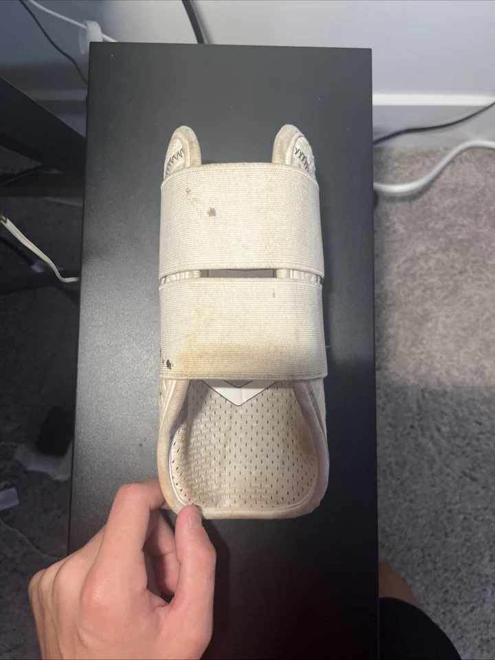 Protector de codo para bateadores de béisbol con doble correa Evoshield PRO-SRZ 2.0 - blanco - grande Foto 2 de 4