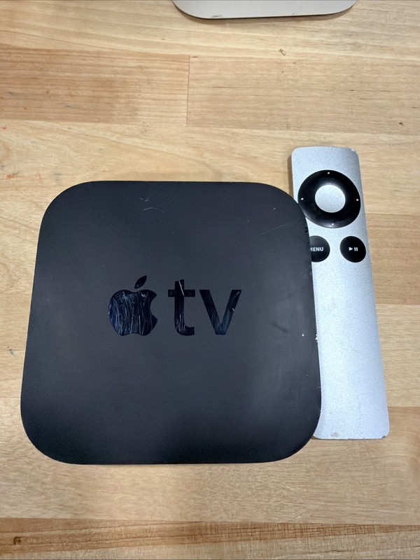 Apple TV 3rd Generation A1469 HD with original remote
