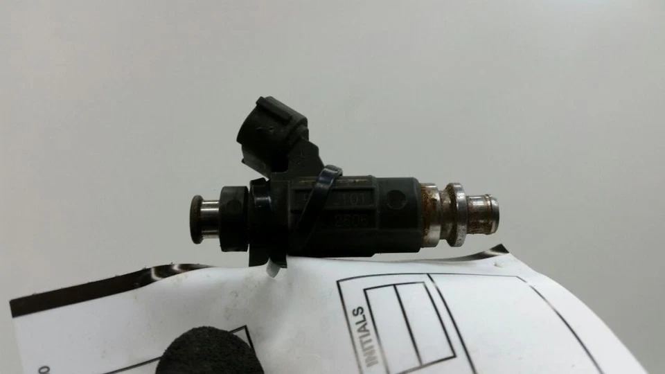 Inyector de inyección de combustible compatible con 03-04 06-10 INFINITI M45 OEM Foto 2 de 2
