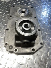 Kubota ZD25 ZD28(F) Mower HST Hydro Charge Pump Case Center Cover  K3151-11123