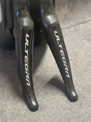 Shimano Ultegra hydros brake/shift levers hydros St-R8020 - Image 1 of 4