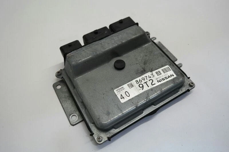 Módulo de control electrónico ECM motor Nissan Pathfinder 15 16  Foto 2 de 4