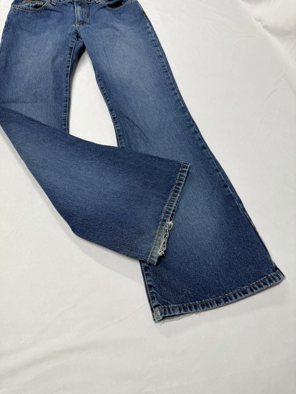 Calvin Klein Jeans Womens 5 Cute VTG Jeans 21” Extreme Flare All Over Sandblast thumbnail 3