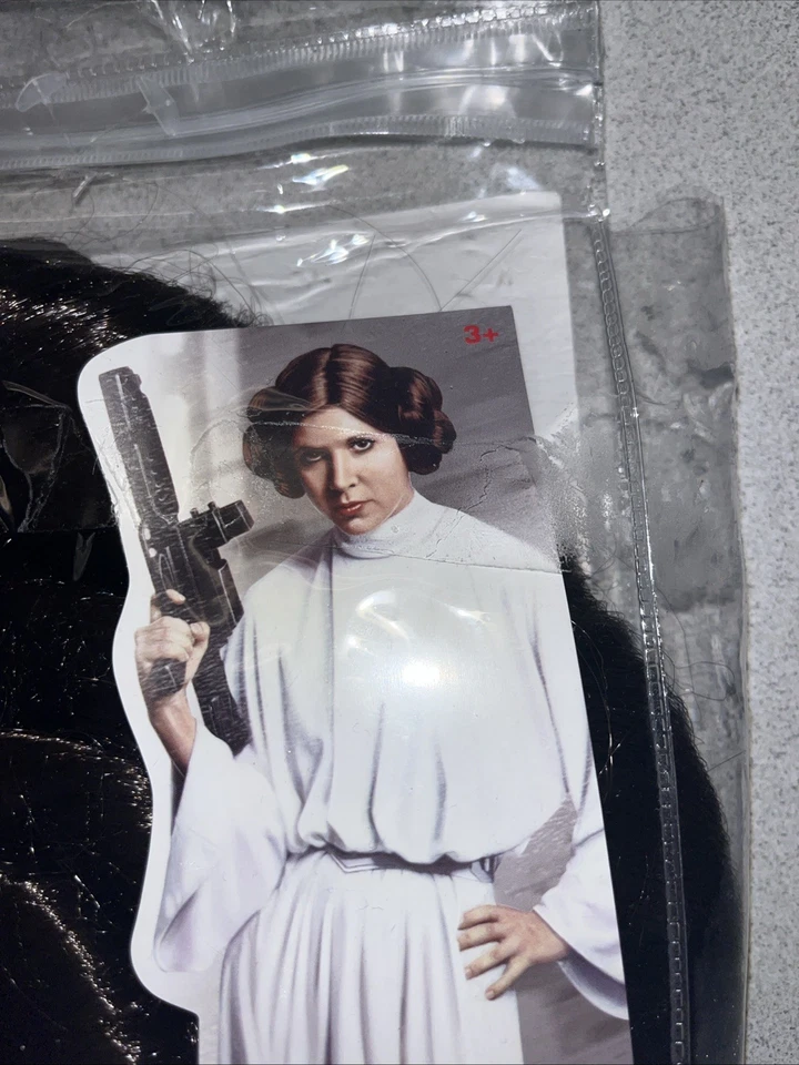 Peruca infantil Disney Star Wars Princesa Leia idades 3 anos ou mais, fantasia, vestir, brincar - Imagem 2 de 3