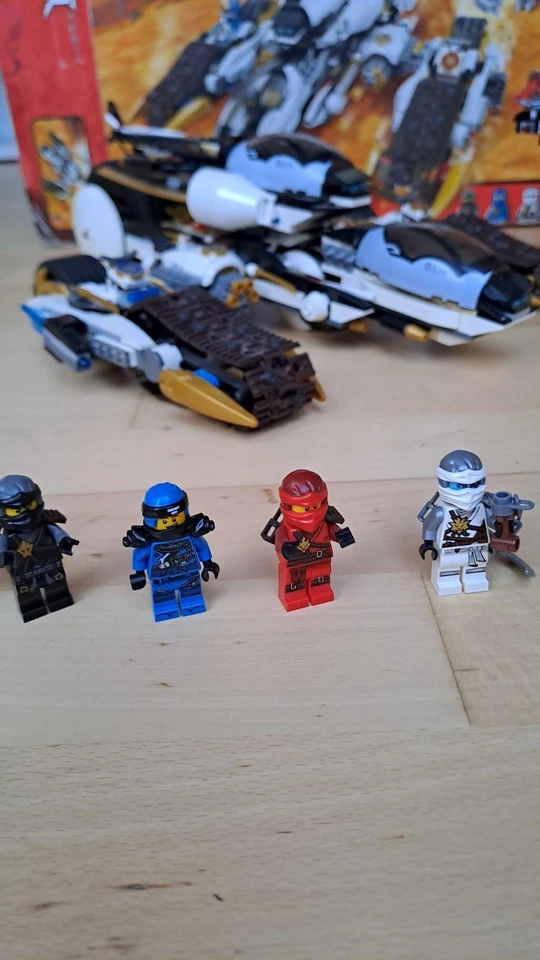 LEGO Ninjago 70595 Ultra Stealth Raider, Foto 4 von 5