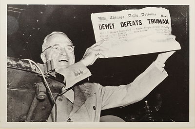 Harry S. Truman: ''DEWEY DEFEATS TRUMAN'',1948  Kunst-Postkarte 