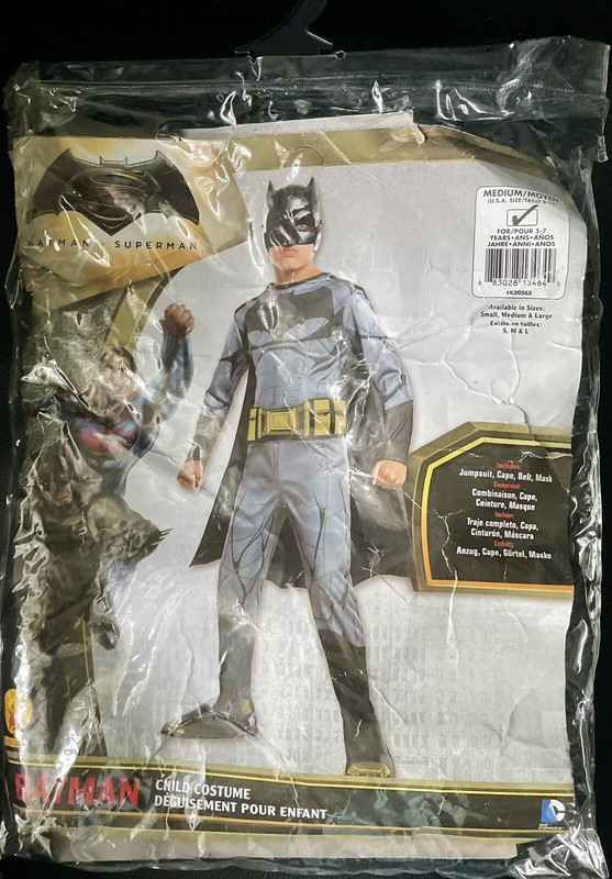 Batman Costume Boys Sz. Medium Size 8-10 LQQK!
