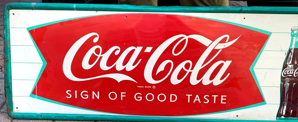 。【新品未使用】Victor XV-THA5-CO Coca-Cola FIFA Vintage LG 54 by18 Metal Coca Cola Soda Pop Bottle
