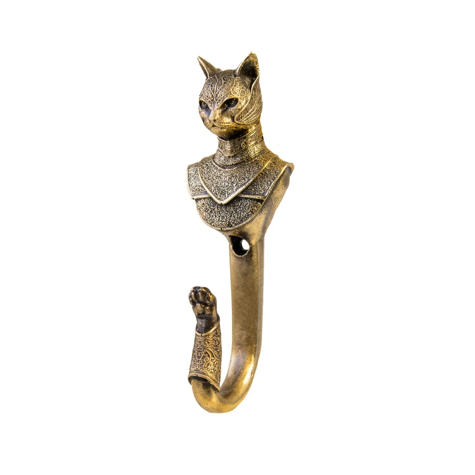 Wall hook in the shape of a cat in armor. Sturdy brass wall hanger. - Image 2 of 4