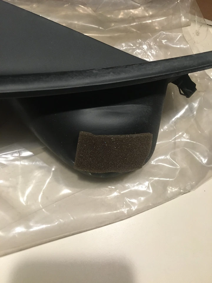 1994-1997 Ford Mustang Black RH Door Panel Insert Manual Window F4ZB-14A563-A - Image 3 of 4