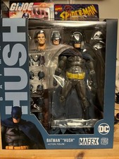 MAFEX No. 105 BATMAN Hush Action Figure DC Comics NIB USA Seller