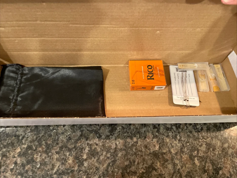 Saxofón Giardinelli Starter Pack ⭐️ Foto 3 de 4