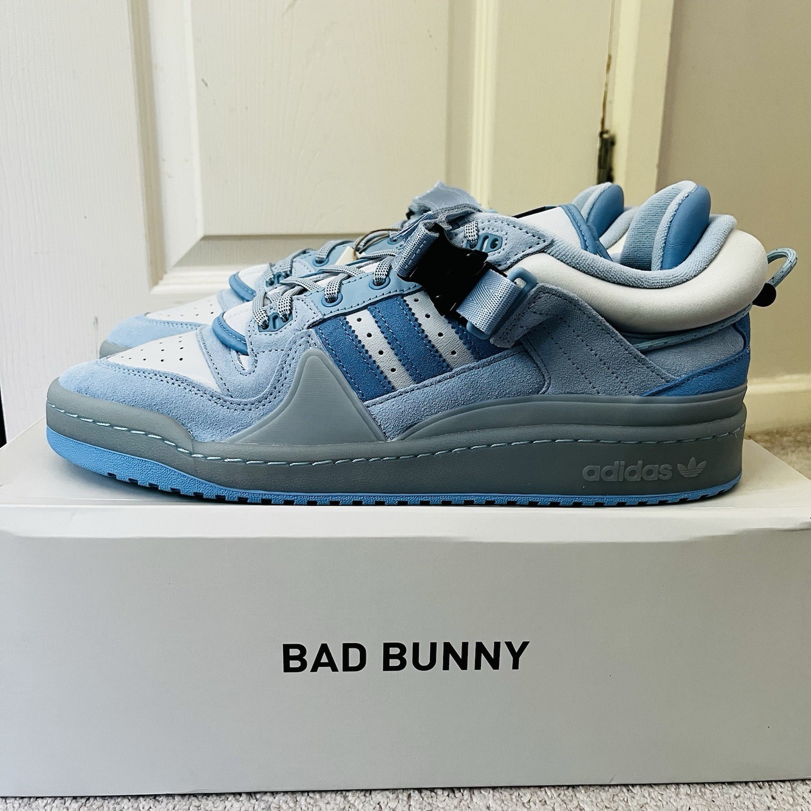 🐰 Adidas Forum Low Buckle x Bad Bunny Blue Tint - 2022 - UK 11 - BRAND NEW image 6