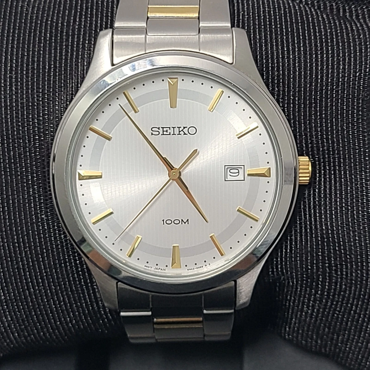 MINTY CLEAN WOW Seiko Quartz 100M 6N42 00B0 Silver Dial Gorgeous