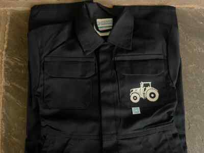 Kinder / Kinder Little Farmer Tractor Design Overall