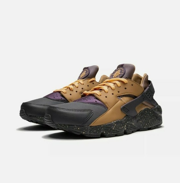 nike huarache snakeskin