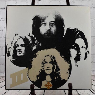 Led Zeppelin – Led Zeppelin III, 12