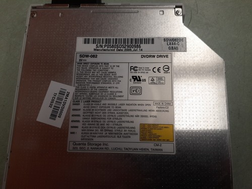 Quanta Storage SDW-082 Laptop DVD-RW Drive - Black Bezel - Picture 2 of 5