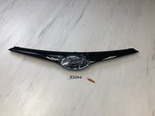 HYUNDAI I20 12-14	KÜHLERGRILL EMBLEM VORNE NEU ORIGINAL 	86350-1J500 / 86351-1J5