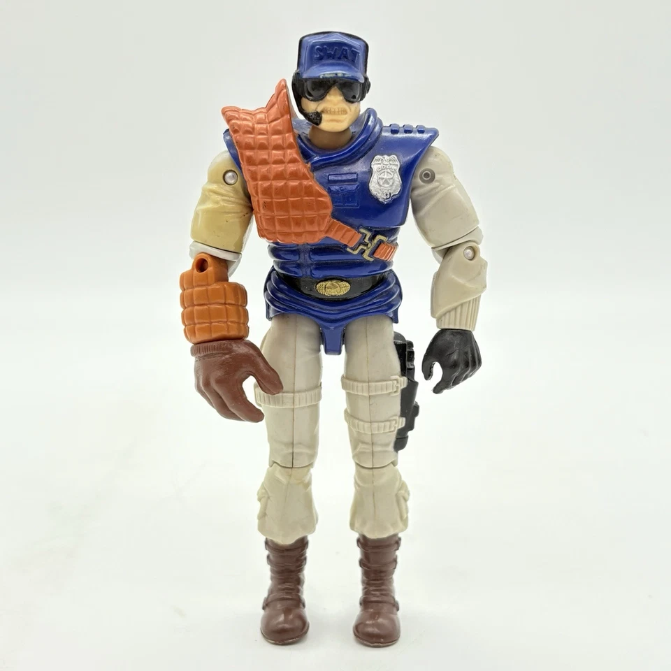 COPS n' Crooks Sgt. Figura de acción Mace 6" 100% completa vintage 1988 policías Foto 2 de 4