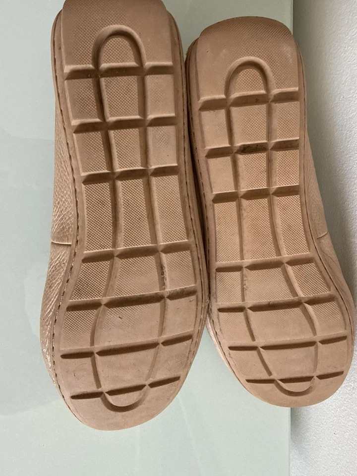 ✿ Coach Pebbled Leather Loafers Nude Pink Size 7.5 Women’s Driving Moccasins - Image 4 of 4