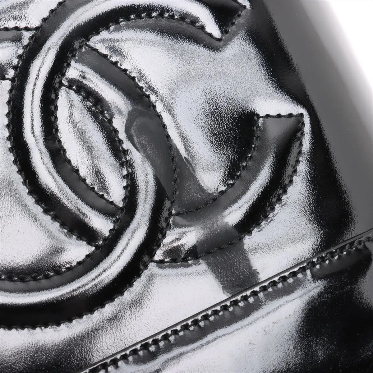 Chanel Coco Mark Patent Leather Vanity bag Black Gold Metal Fittings A01998 thumbnail 10