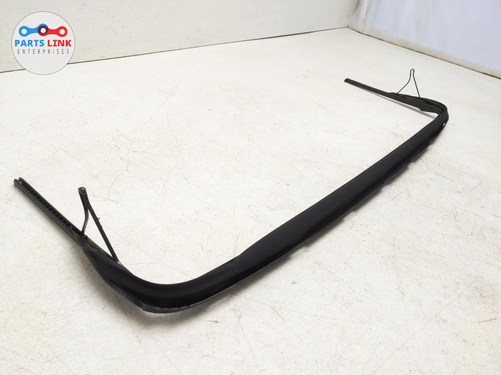 2016-20 BENTLEY BENTAYGA FRONT PANORAMIC SUNROOF MOON WIND DEFLECTOR GUARD TRIM