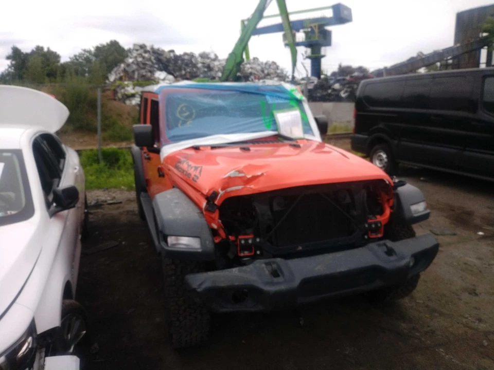 Used Automatic Transmission Shift Lever Assembly fits: 2018 Jeep Wrangler  Grade - Image 4 of 4