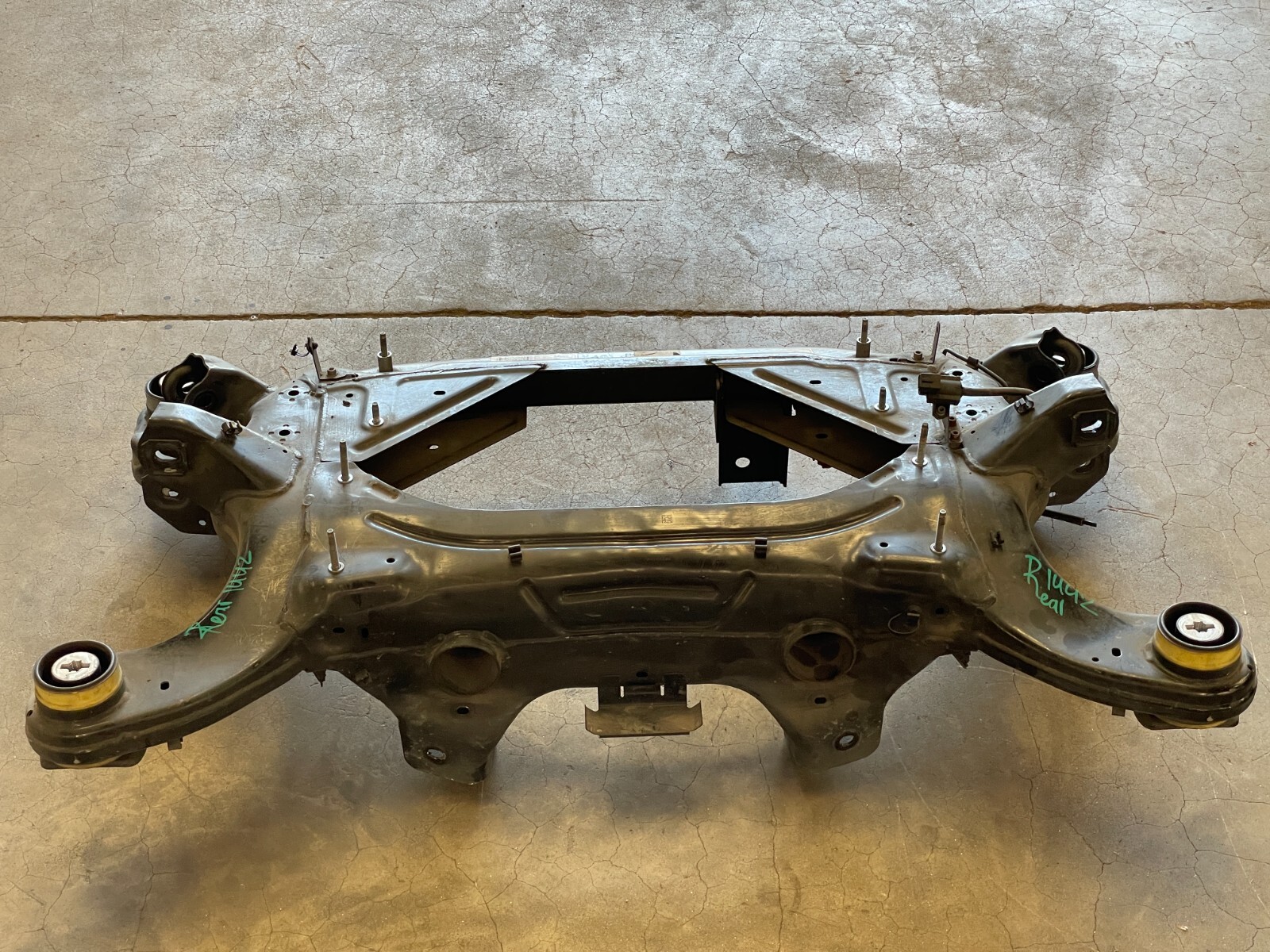 2017 2018 Maserati Levante Rear Subframe Crossmember Engine Cradle AWD 1442 OEM