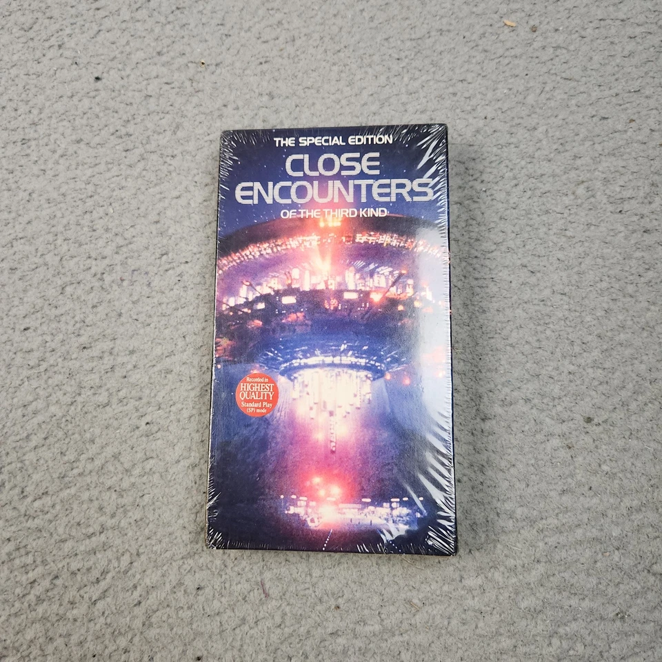 Close Encounters of the Third Kind VHS 1977 Classic Sci-Fi Special Ed NEW Sealed - Image 2 of 4