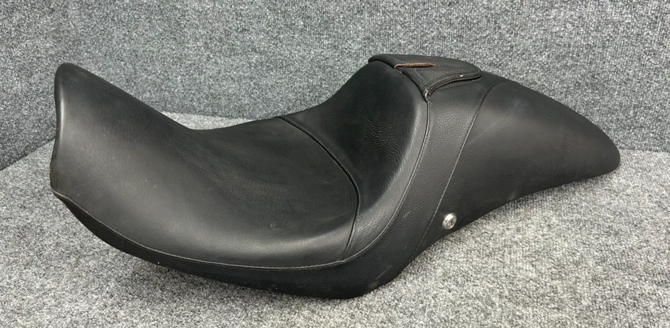 CORBIN GUNFIGHTER SEAT FOR HARLEY-DAVIDSON 04-05 DYNA **NO KEY** Foto 4 de 4