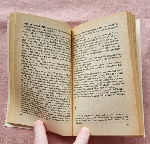 Castle of Eagles by Constance Heaven, 1977, Paperback - Picture 6 of 13