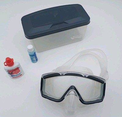 Vintage Scubapro crystal vu mask Clear W/ Case And Cleaning Solution