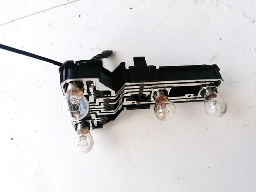 3B9945257 Lampenträger Rücklicht Rückleuchte innen Heckklappe  DE1173493-69