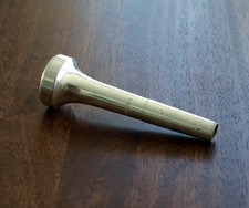 VINTAGE CONN 4 Trumpet Mouthpiece, Beautiful Condition, Plays GREAT
