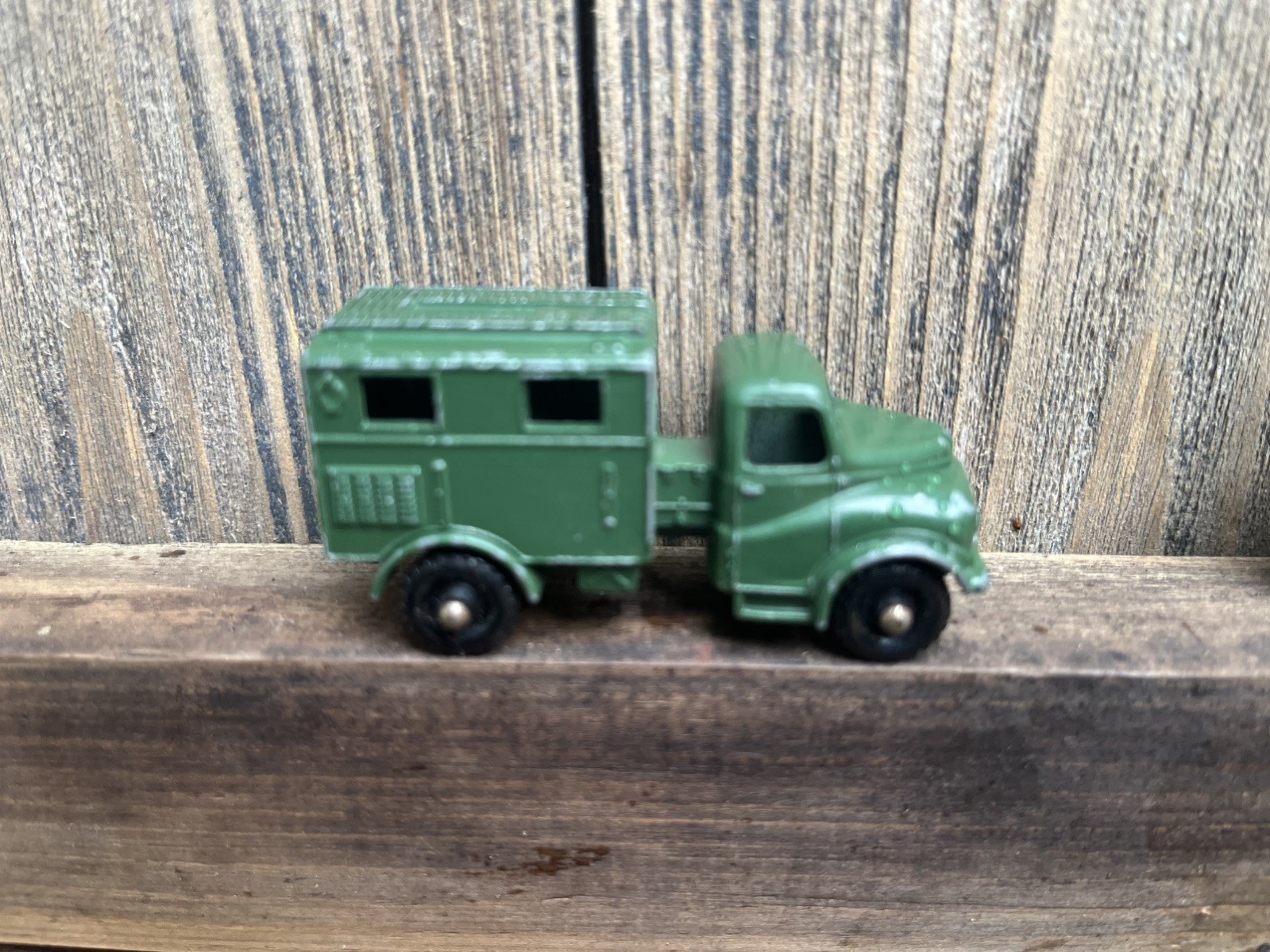 Matchbox 68a, Austin Radio Truck - Free Price Guide & Review